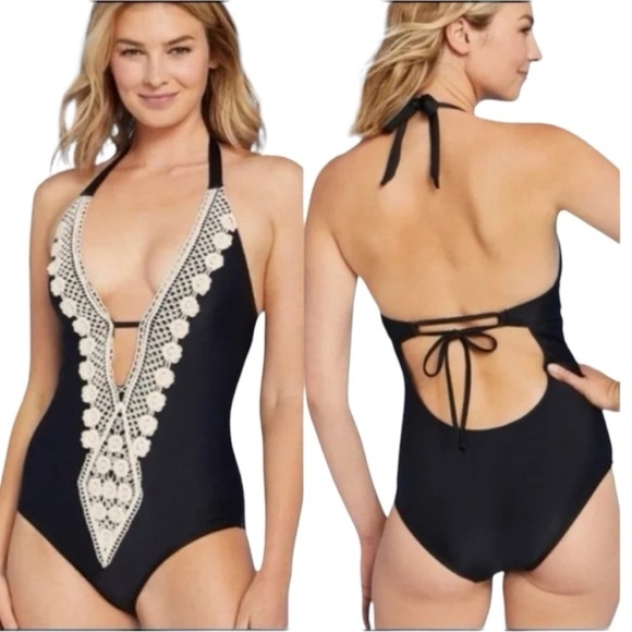 Kona Sol Other - Kona Sol Navy Blue Crochet Necklace Coverage One Piece Swimsuit NEW